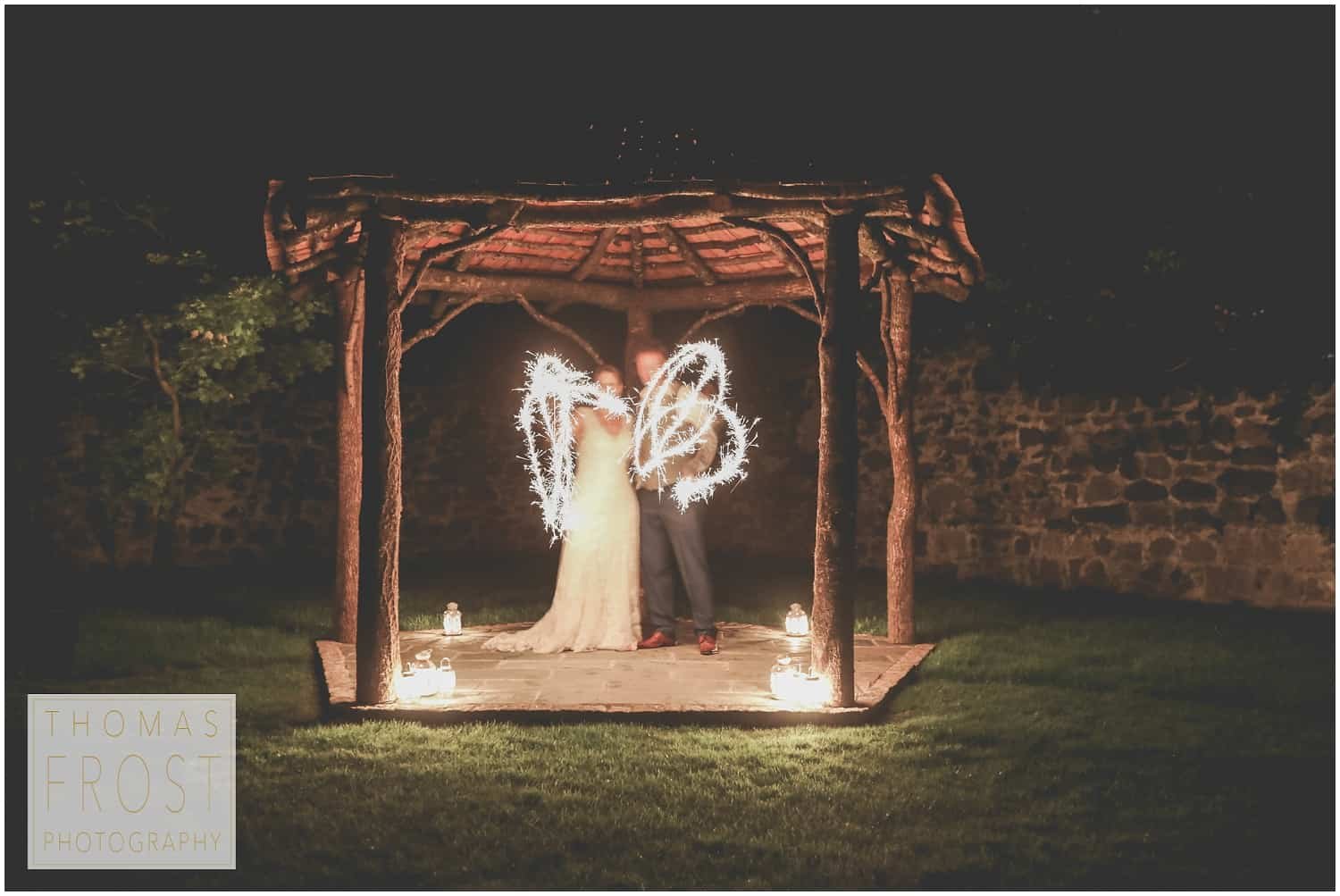The wedding of Toni & Mike, photography by Tom Frost, barn weddings, Devon weddings